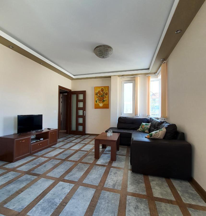 High Esteta Grand Apartment Burgas Ngoại thất bức ảnh