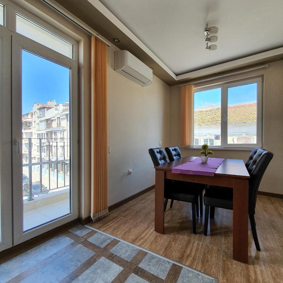 High Esteta Grand Apartment Burgas Ngoại thất bức ảnh